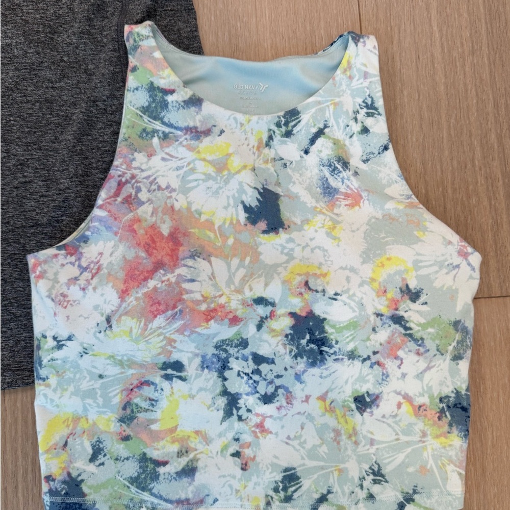 Old Navy Active Bundle- Size Medium - image 2